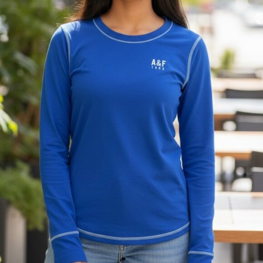Abercrombie & Fitch Workout Shirt Women’s Sz Small Long Sleeve Performance Layer
